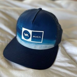 EUC RVCA SnapBack trucker hat
